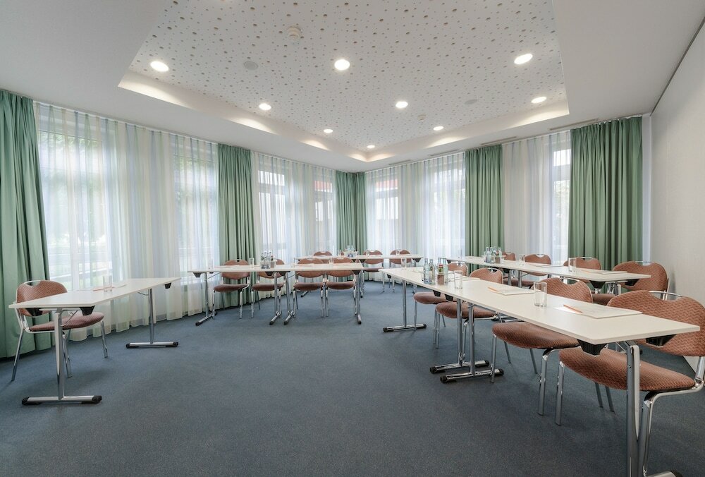 Фото Hotel Neustädter Hof