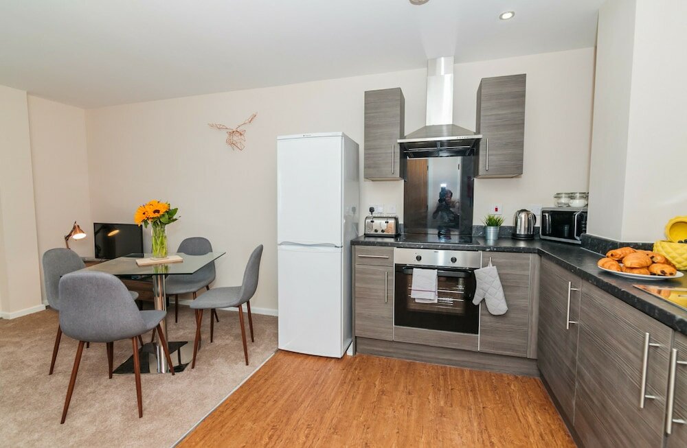 Фото Approved Serviced Apartments Park Rise