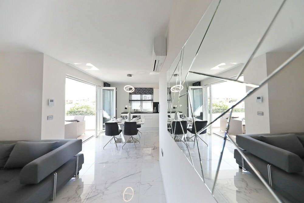 Фото Luxury Majpruz Suites