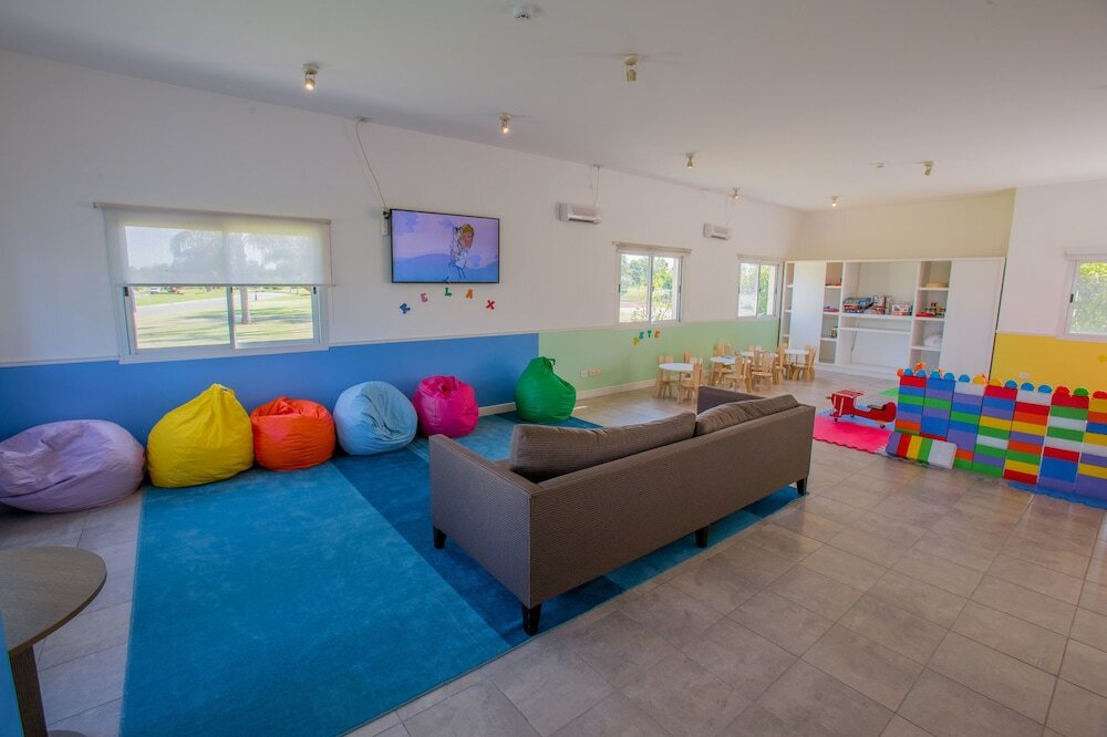 Фото Hilton Pilar