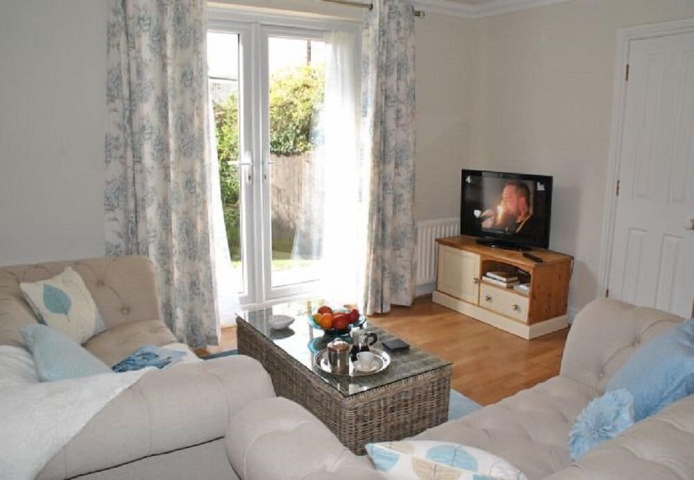 Фото Lord Raglan House