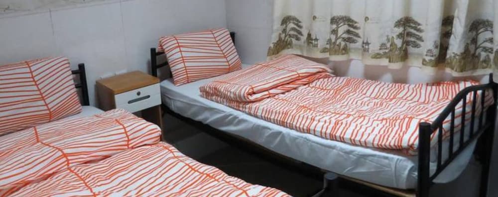 Фото South & North House