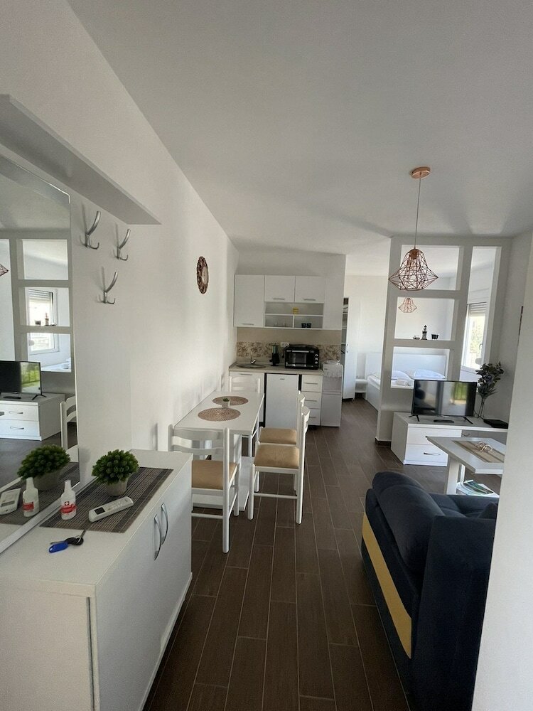 Фото Apartments Tina