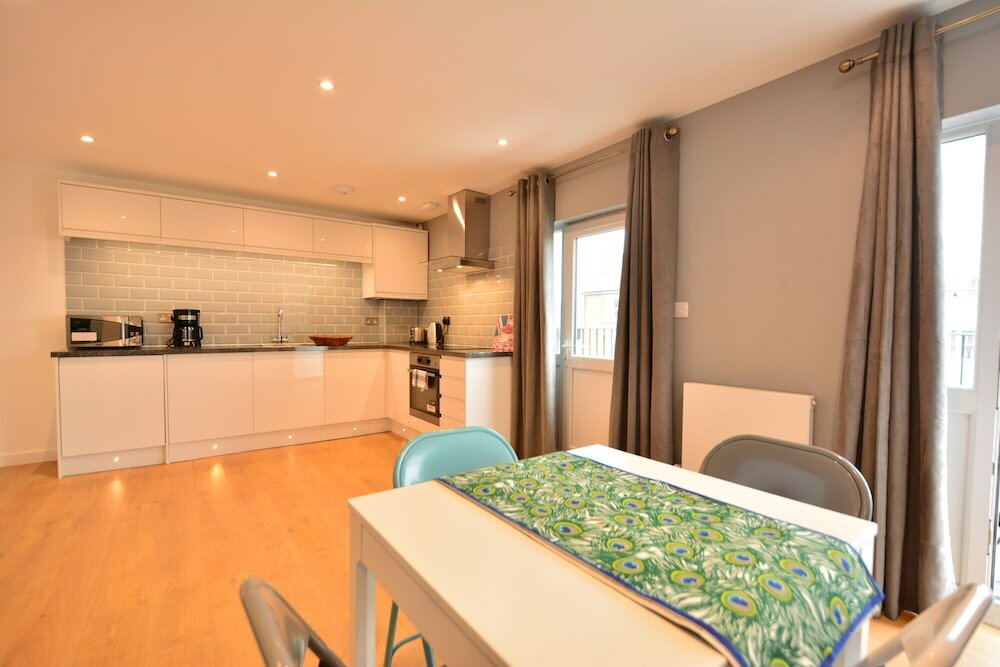 Фото London Deluxe Apartments