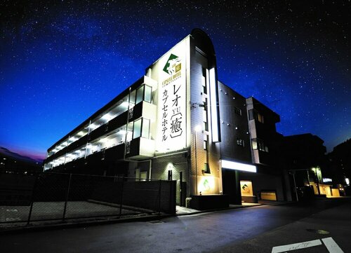 Гостиница Leo Yu Capsule Hotel Nishi Funabashi в Префектуре Тиба