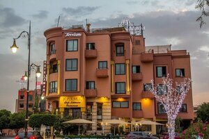 Гостиница Amani Hotel Suites & SPA