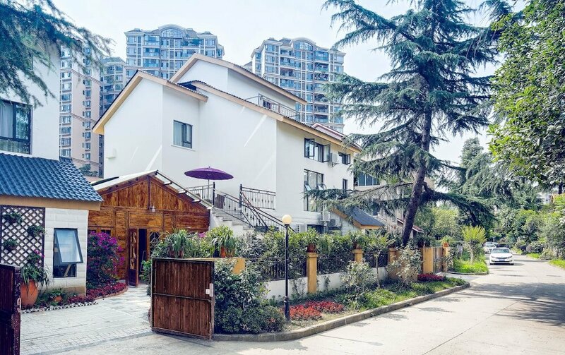 Гостиница Yin City Inn Third Branch в Чэнду