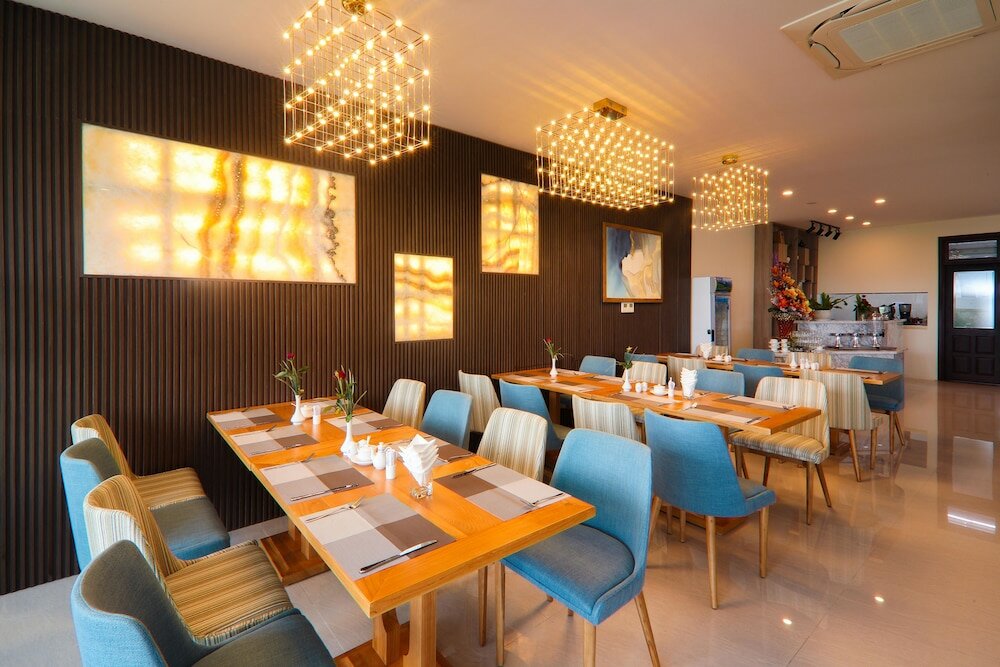 Фото Lake View Hotel