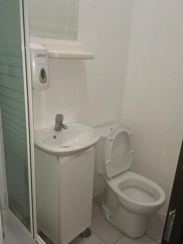 Фото Residencial Jardim da Amadora