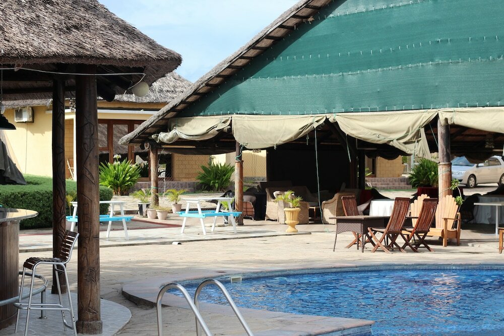 Фото Thamole Lodge