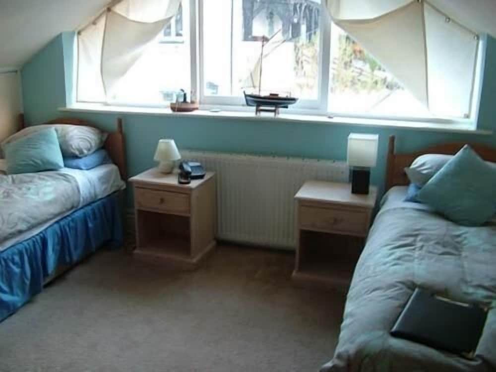 Фото The Driftwood Spars