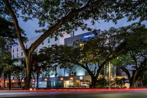 Гостиница City Express Plus by Marriott Cali Colombia в Кали
