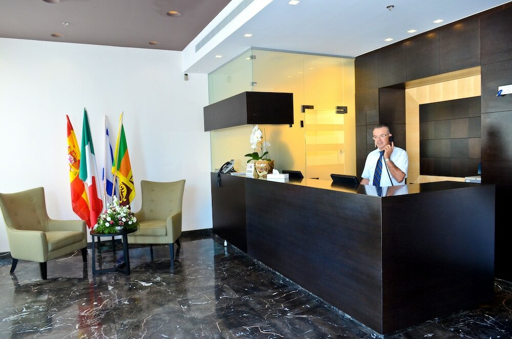 Фото отеля 3