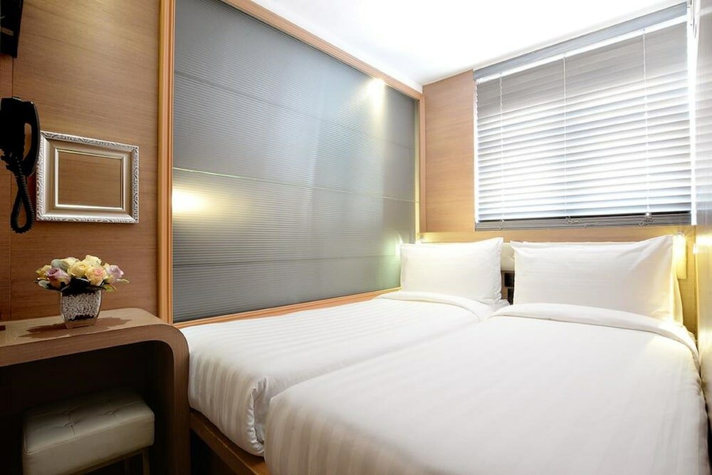 Фото Bluejay Residences