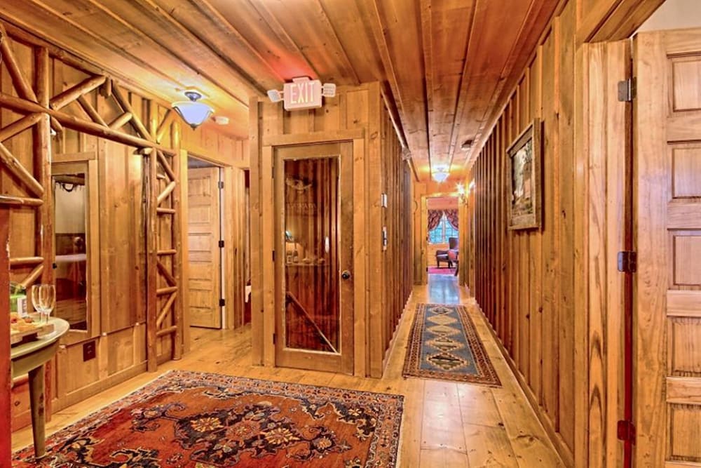 Фото Lake Rabun Hotel & Restaurant