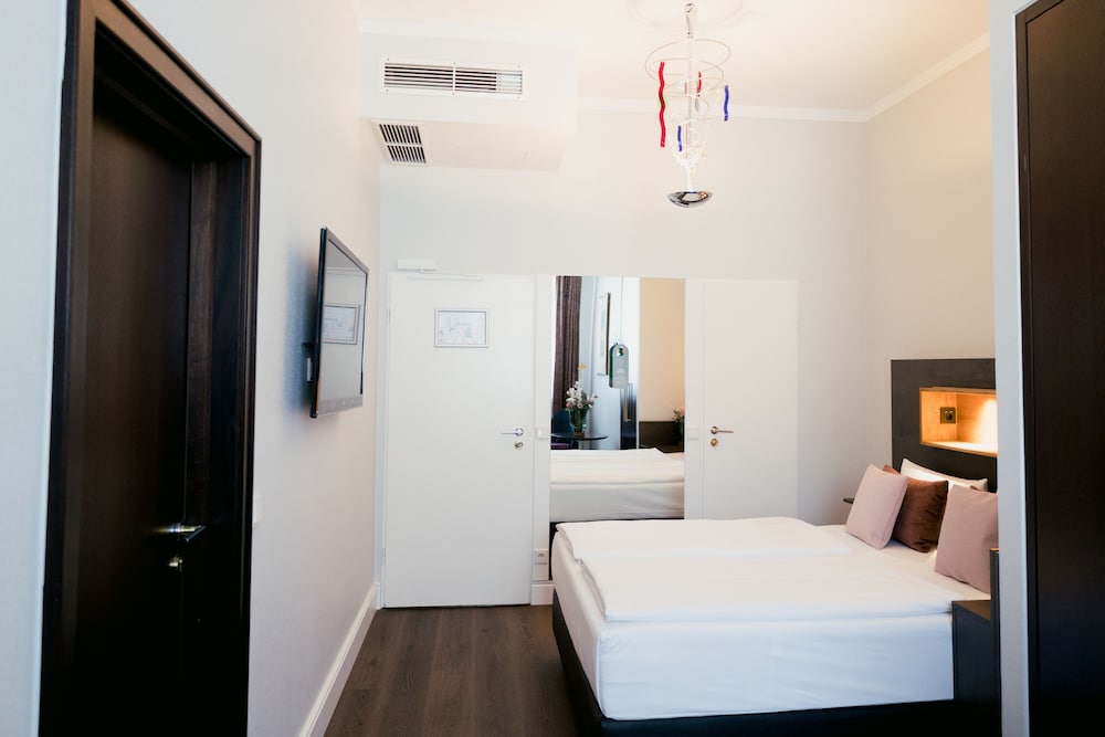 Фото Dom Hotel Limburg