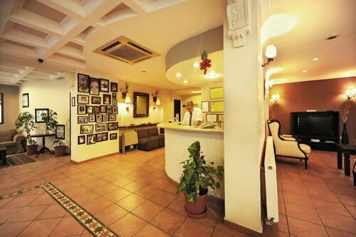 Гостиница Ustun в Конаке