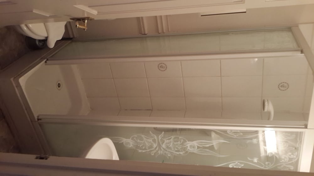 Фото London Aparthotel