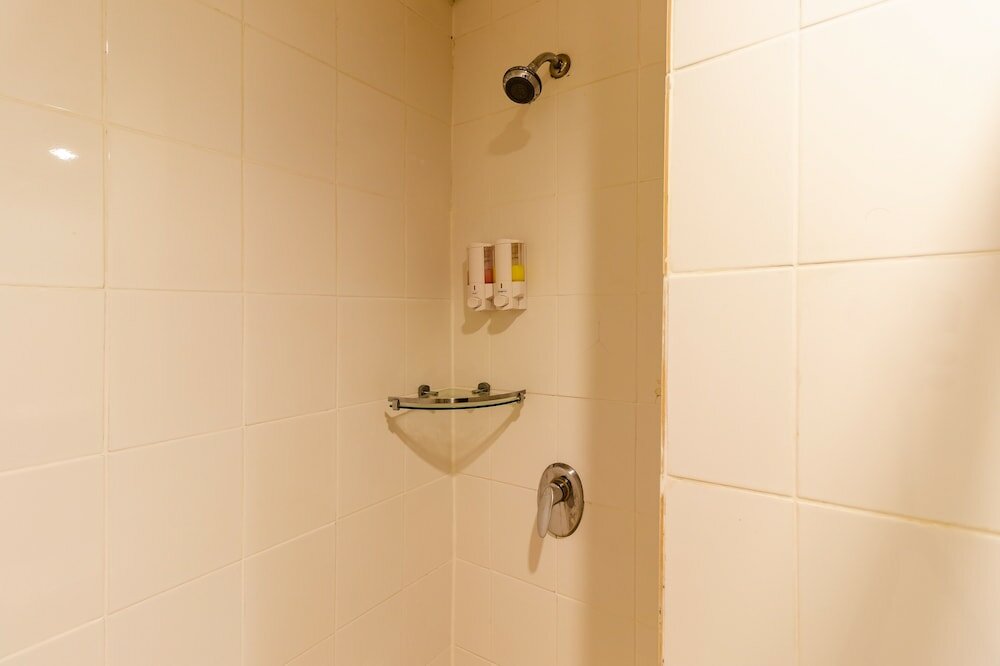 Фото Thipurai Beach Hotel