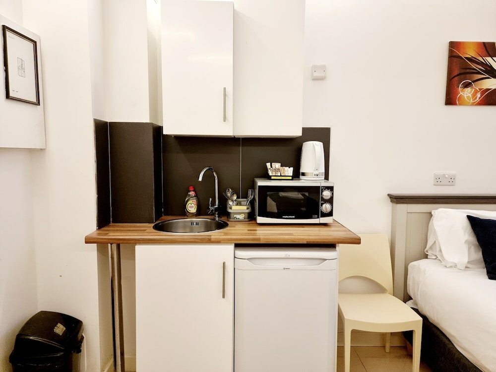 Фото London Stay Apartments