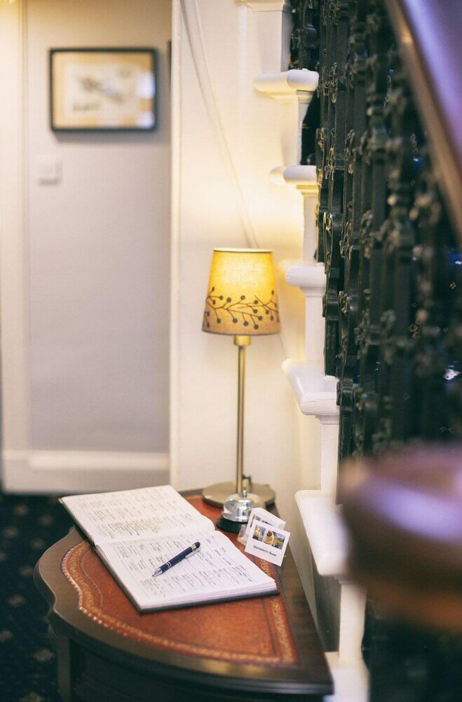 Фото Queensberry House