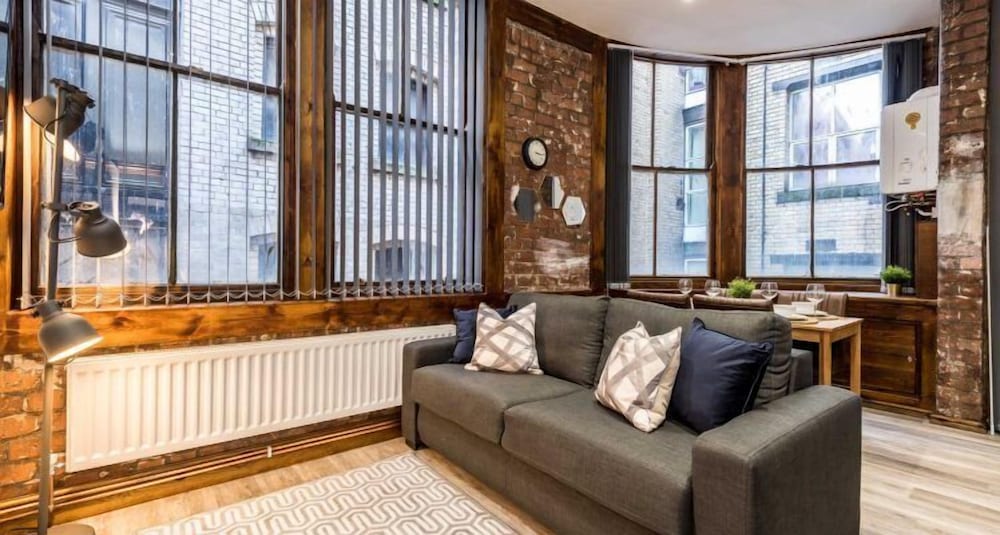 Фото UStay 27 Stanley Street Party Apartments