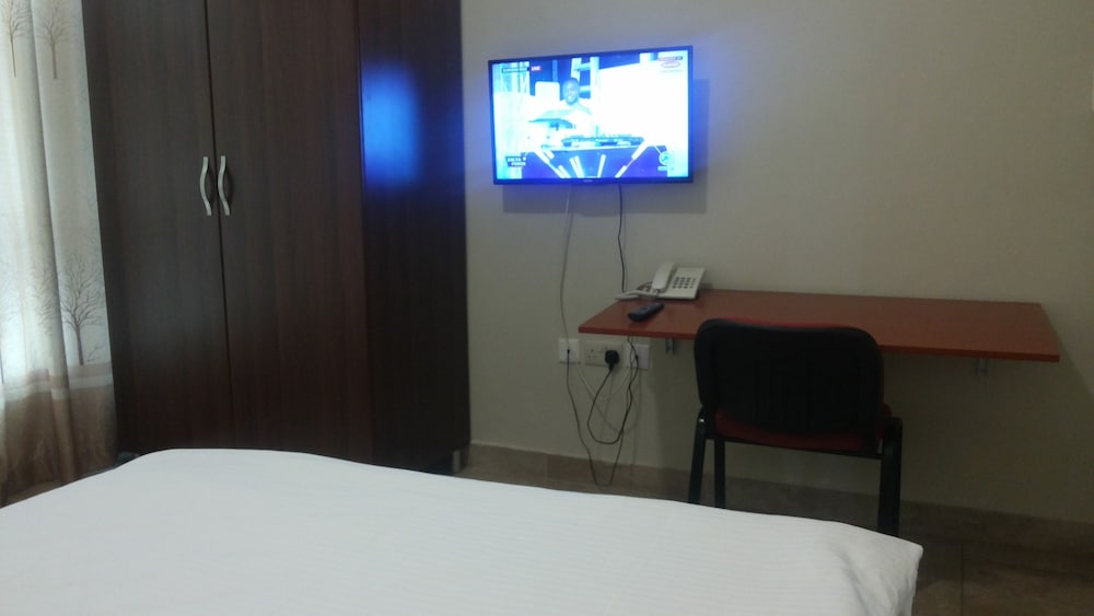 Фото Daks Hotel Kirinya