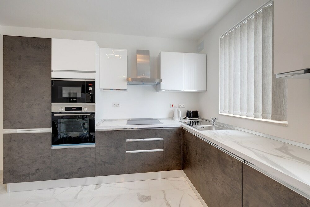 Фото Stylish 2br Apartment in Central St Julians