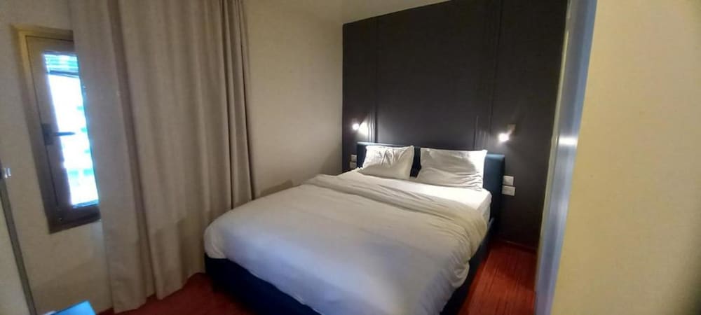 Фото Moon Tlv - 4th floor