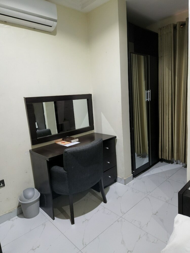 Фото Kelin Hotel & Suite