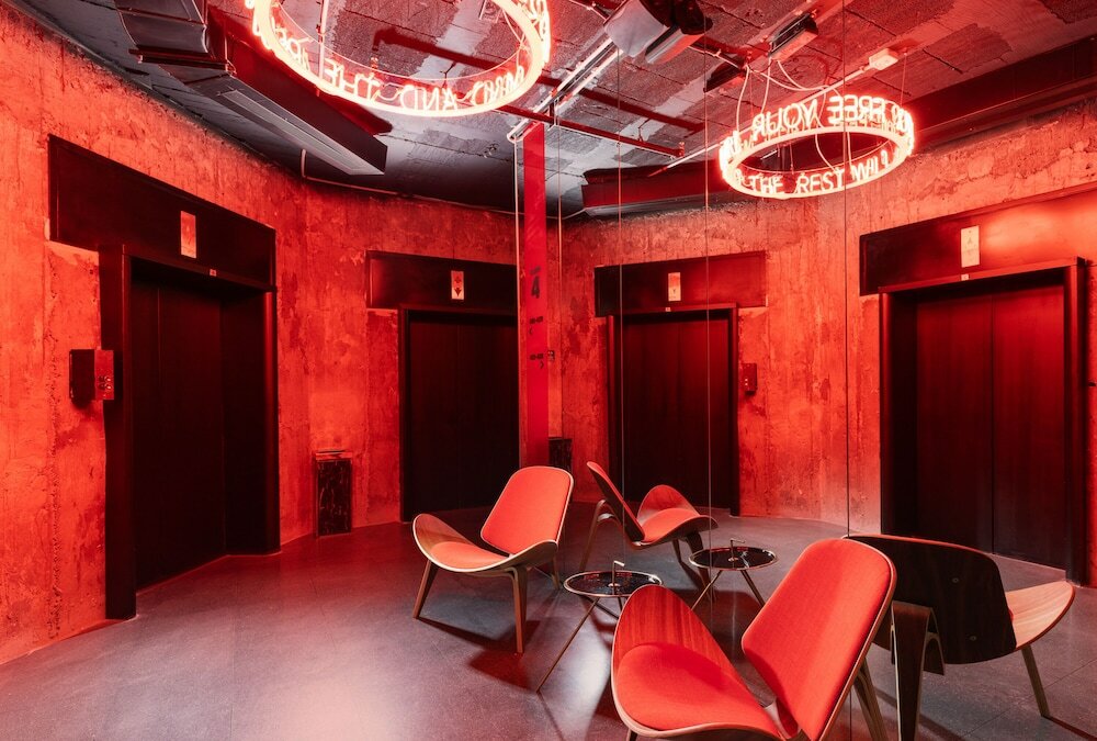 Фото Brown Brut Seafront Hotel