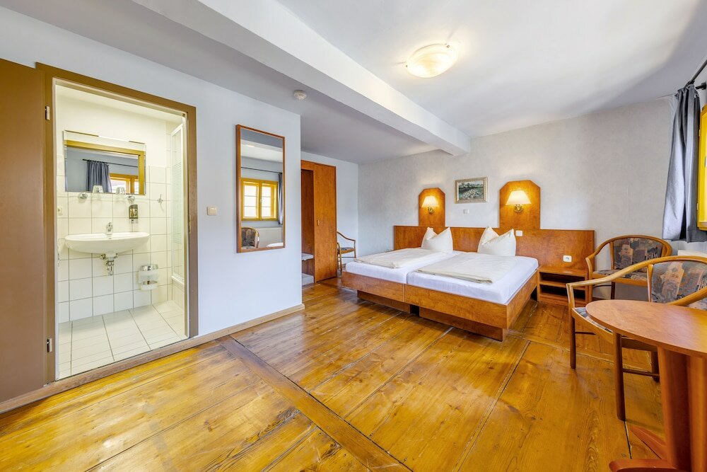 Фото Watzdorfer Geleitschenke und Herberge