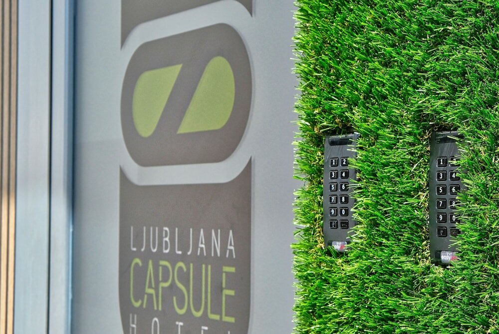 Фото Ljubljana Capsule Hostel
