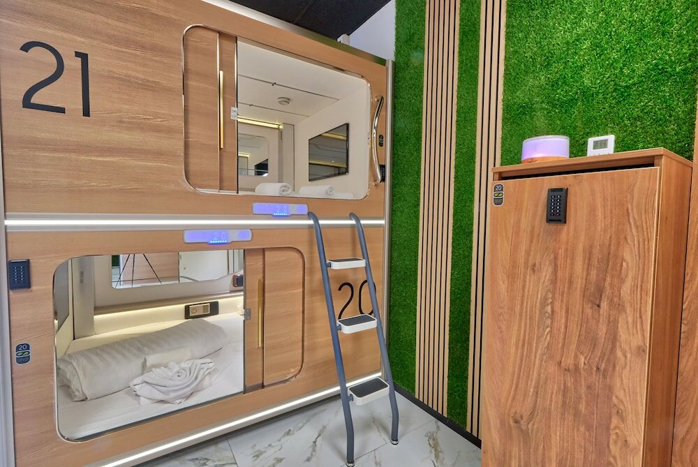 Фото Ljubljana Capsule Hostel