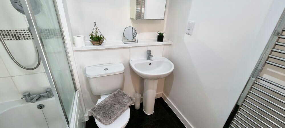 Фото 360 Serviced Accommodations - Colchester Marine Quay - 1 Double Bedroom Apartment