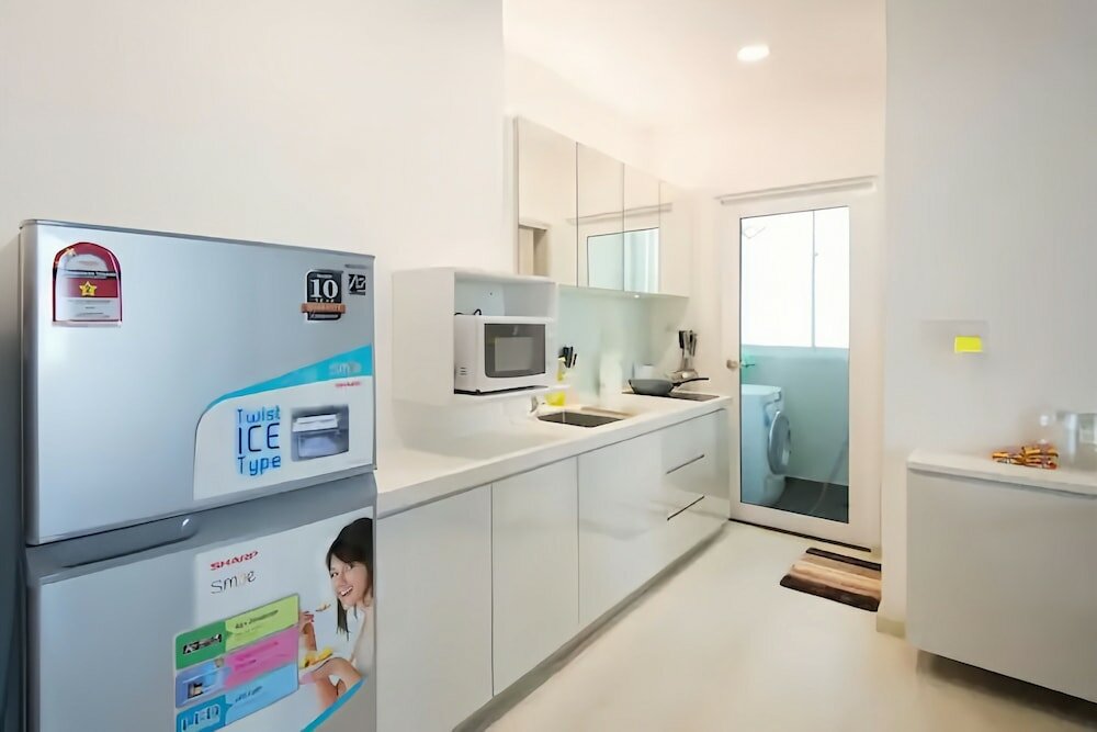 Фото Straits Garden Suites Georgetown