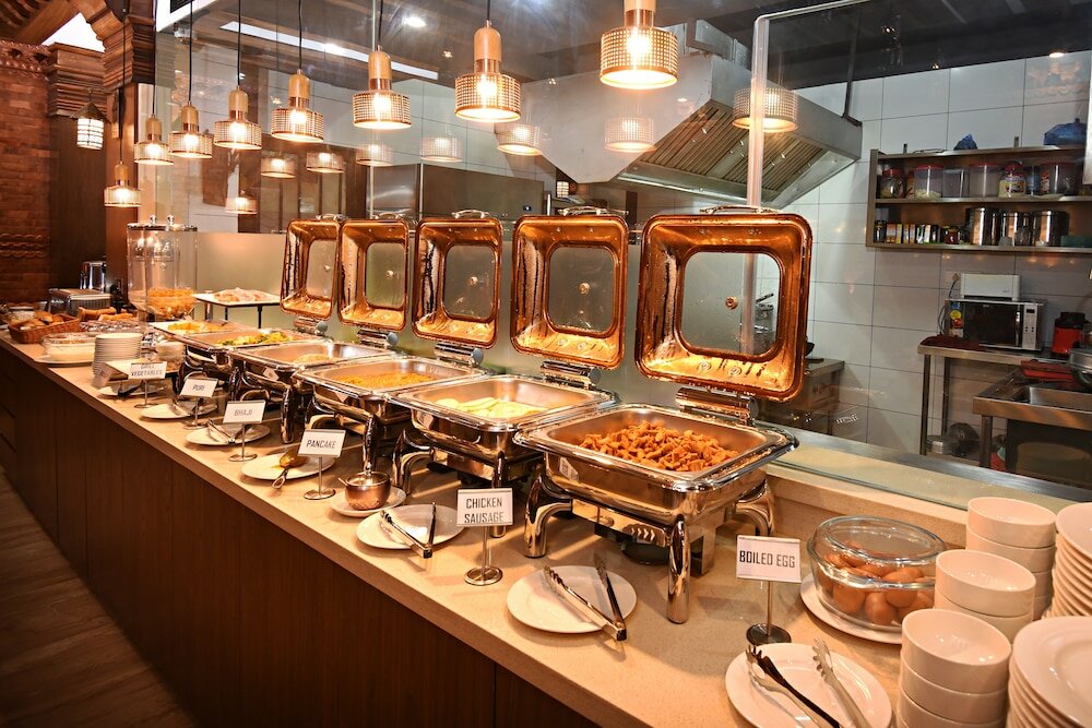 Фото Everest Boutique Hotel