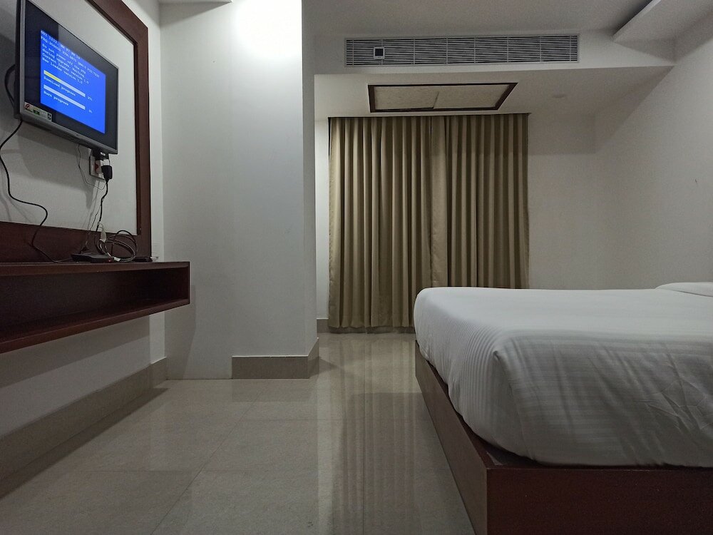 Фото Hotel Autumn Crocus - A Boutique Hotel