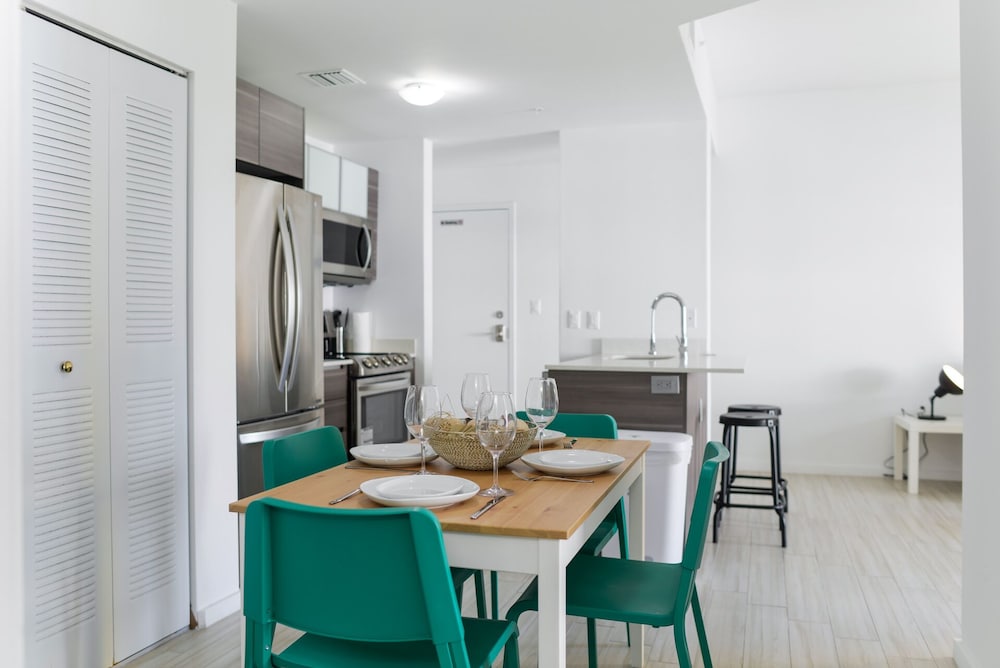 Фото Wynwood 1br Condo w Free Parking