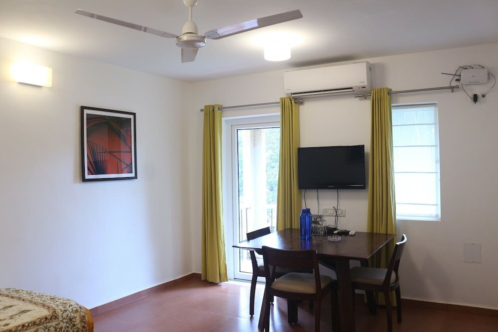 Фото Jungle Hut- Annabelles Beach Apartments at Bernard Simao Calangute