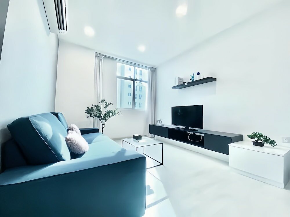 Фото Straits Garden Suites Georgetown