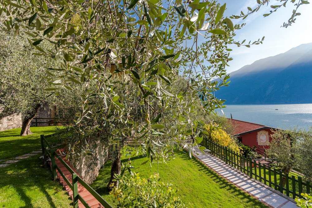 Фото Relax Hotel La Gardenia & Villa Oleandra