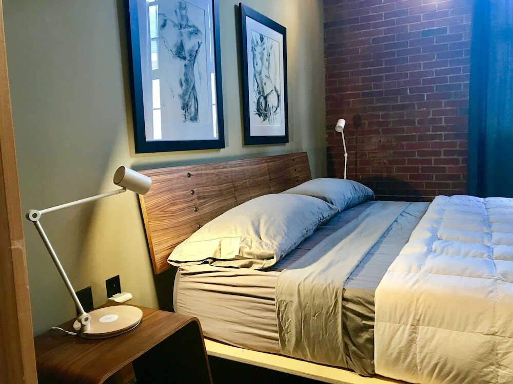 Фото The Hangar Lofts Hotel