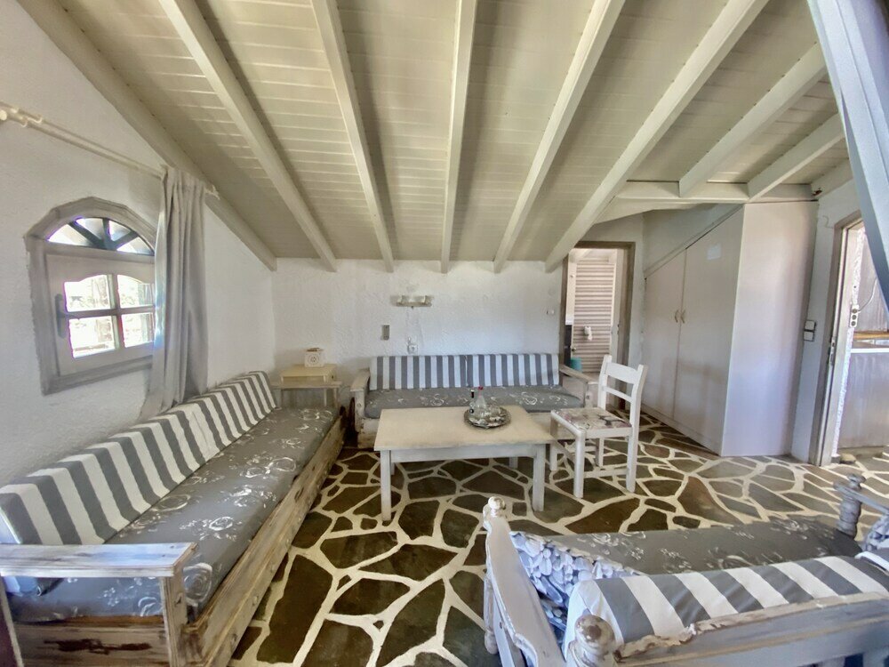 Фото Sybota Seaside Retreat - Chique Marina Loft