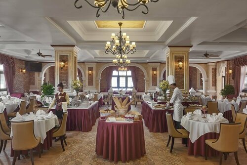 Гостиница Anik Palace Hotel в Пномпене