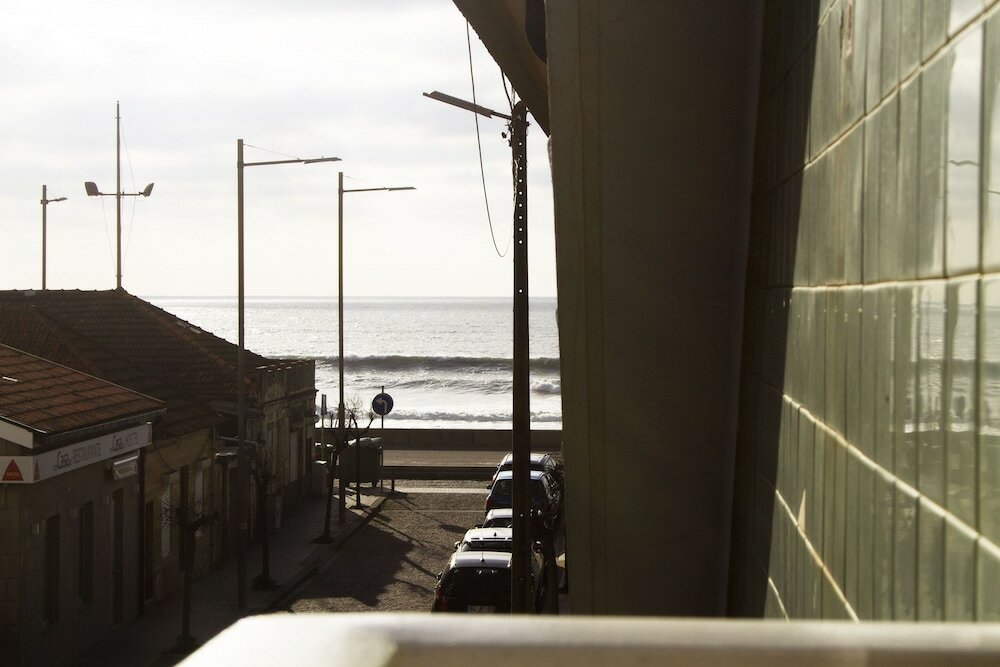 Фото Watermark Surf House Espinho