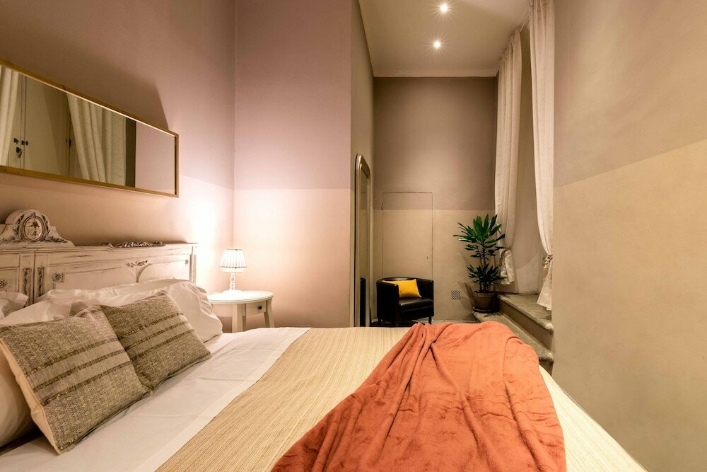 Фото New Florence palazzo - 3 Bedrooms - Private Terrace - Wifi