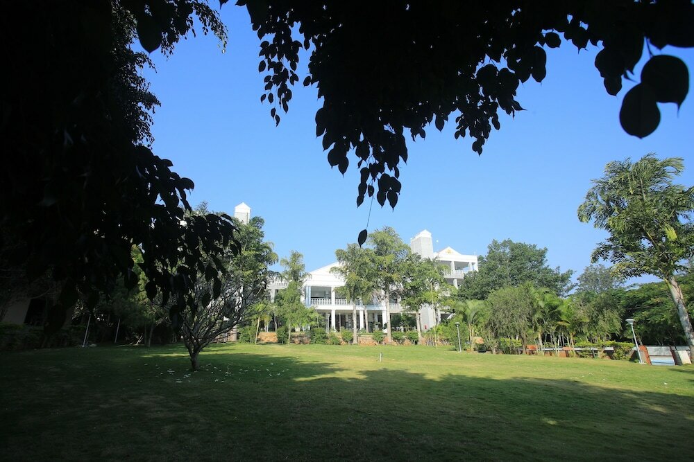 Фото Holiday Valley Nature Resorts