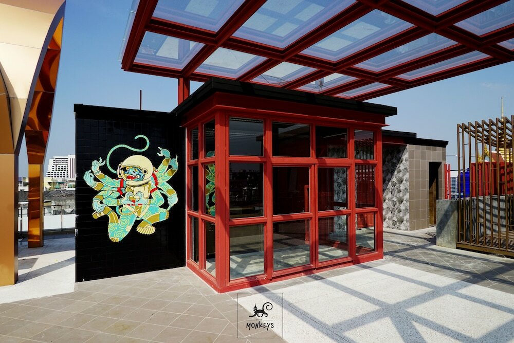 Фото 4 Monkeys Hotel