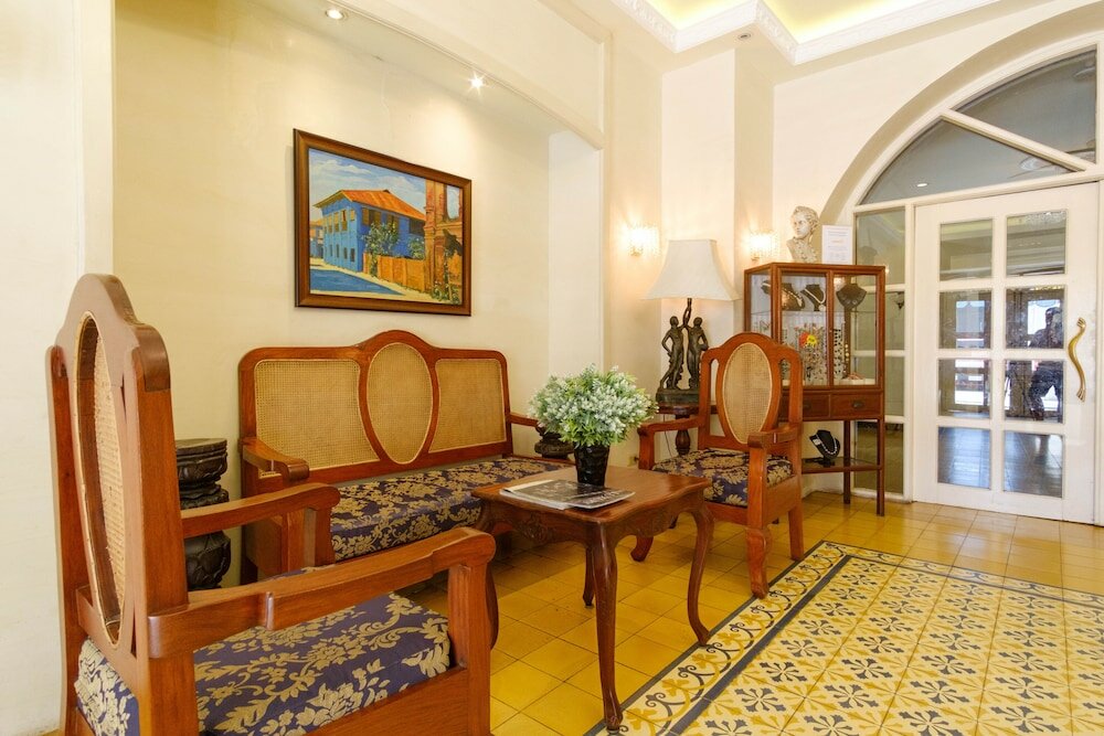 Фото RedDoorz Plus @ Calle Crisologo Vigan